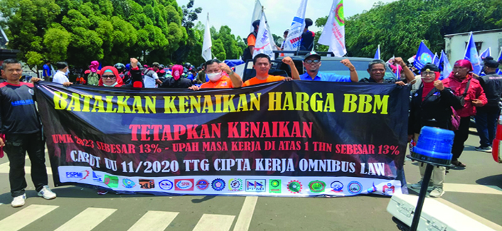 Aksi Demo, Plt.Bupati dan Ketua DPRD Kabupaten Bogor Akhirnya Rekomendasikan Tuntutan Buruh ke Pemerintah...