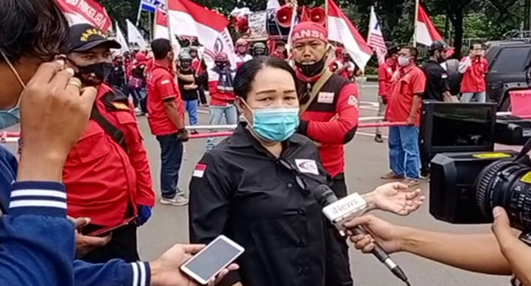 Elly Rosita Silaban Presiden Konfederasi Serikat Buruh Seluruh Indonesia(KSBSI) Buat Kesepakatan Untuk Melakukan Sosial Dialog Dengan APINDO...