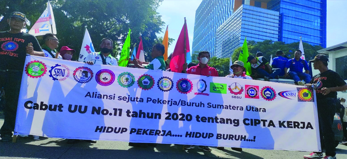 Demo Buruh di Depan DPR/MPR RI, Aliansi Sejuta Buruh: Cabut UU Cipta Kerja! ...
