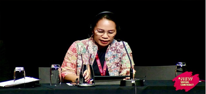    Presiden KSBSI Elly Rosita Silaban saat menjadi pembicara di forum perubahan iklim pada Kongres ITUC Melbourne...
